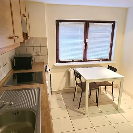 Apartment Monteure Und Pendler Willkommen! Komfortable 2 In Der Innenstadt Neumuenster