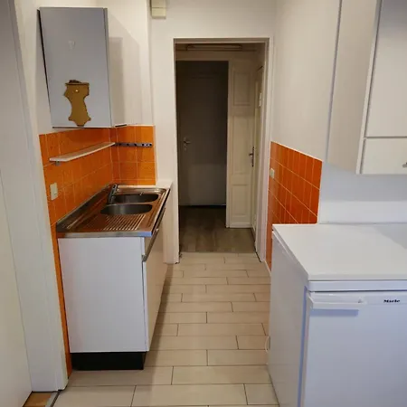 Monteure Und Pendler Willkommen! Komfortable 2 In Der Innenstadt