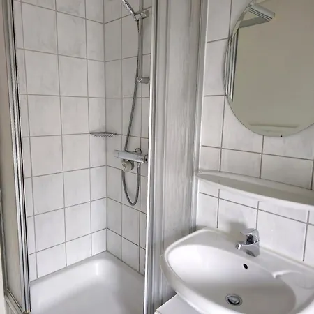 Apartment Monteure Und Pendler Willkommen! Komfortable 2 In Der Innenstadt *
